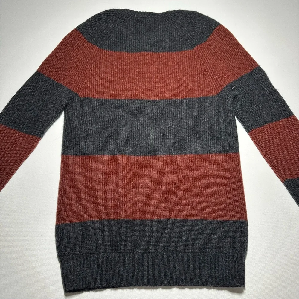 Banana Republic Wool Blend Crewneck Striped Sweater, Italian Yarn - Mens Medium